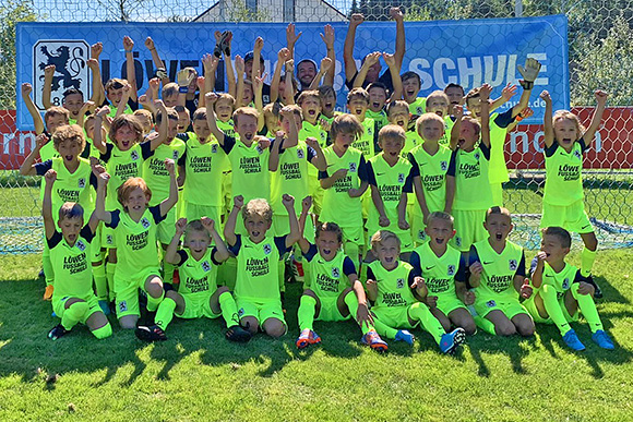Löwen-Fußballschule - Sommercamp in Landsberg                    