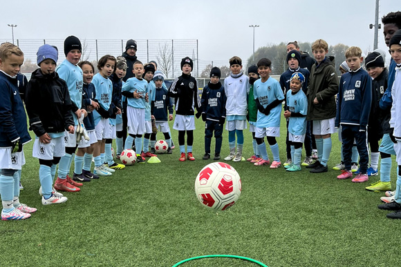 Auswärtscamp der Löwen-Fußballschule in München