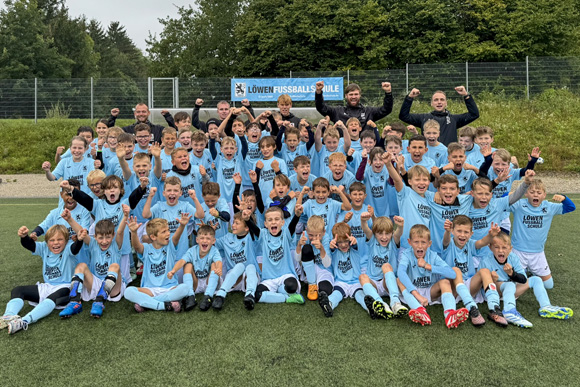 Auswärtscamp der Löwen-Fußballschule in Langengeisling