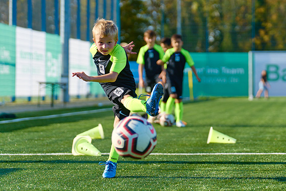 Löwen-Fußballschule – Talentfördertraining für Feldspieler